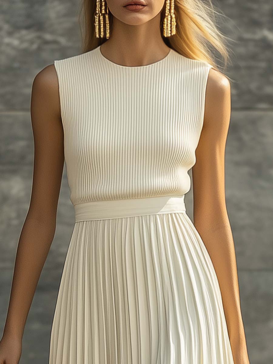 Elegantes, lässiges und bequemes cremefarbenes Maxikleid aus gestricktem Chiffon mit plissiertem Saum